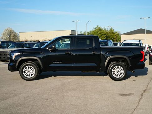 Used 2025 Toyota Tundra SR5 image 8