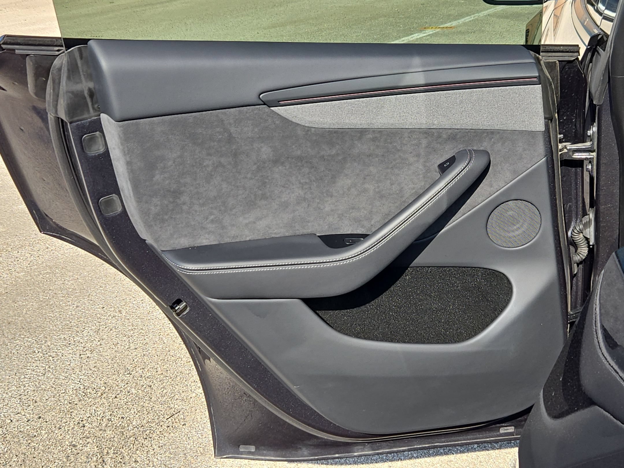 Used 2026 Tesla Model Y AWD image 15