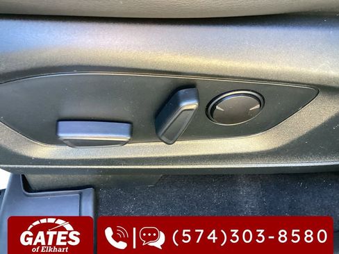 Used 2022 Ford Explorer XLT w/ Equipment Group 202A image 20