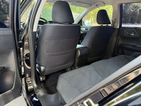 Used 2015 Honda Accord LX image 13