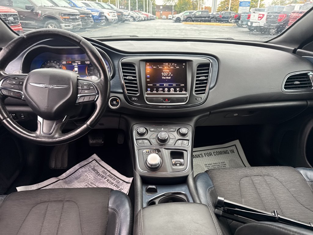 Used 2015 Chrysler 200 S w/ Comfort Group FWD image 12