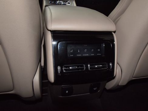 Used 2023 Lincoln Aviator Reserve w/ Equipment Group 201A AWD/4WD image 19