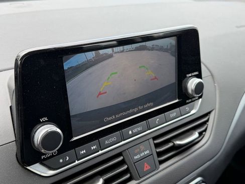 Used 2023 Nissan Altima 2.5 S FWD image 20