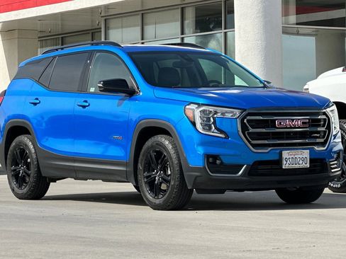 Used 2024 GMC Terrain AT4 w/ Tech Package image 8