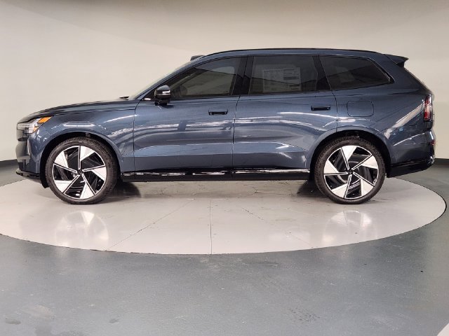 Used 2025 Volvo EX90 Ultra w/ Protection Package Premier AWD/4WD image 5