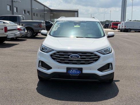 Used 2021 Ford Edge Titanium AWD/4WD image 2