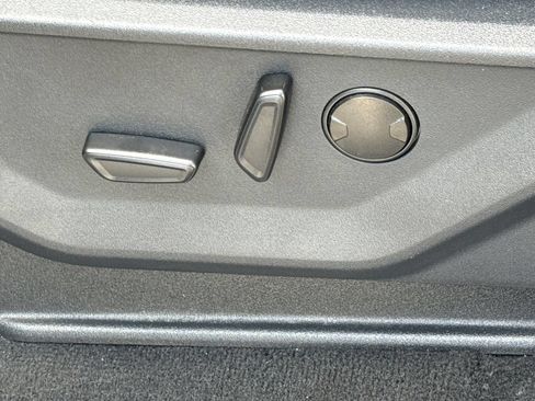 Certified 2025 Ford Expedition Platinum AWD/4WD image 30