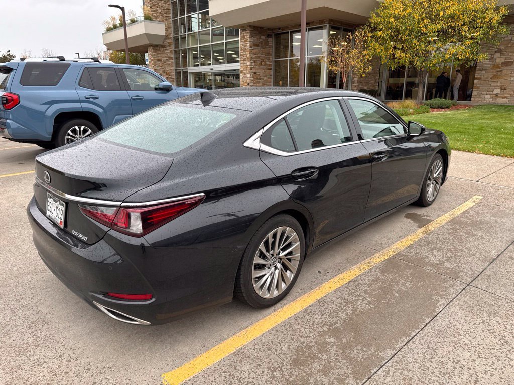 Used 2019 Lexus ES 350 w/ Accessory Package 2 FWD image 3