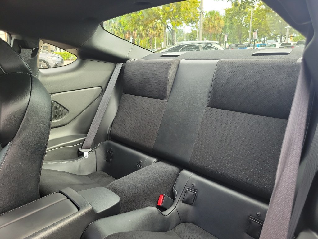 Used 2023 Toyota GR86 Premium w/ ALL Weather Mat Package (TMS) RWD image 12