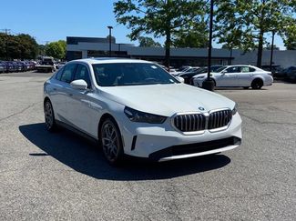Used 2025 BMW i5 xDrive40 w/ Premium Package AWD/4WD video 1