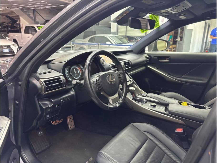 Used 2017 Lexus IS 200t F Sport w/ F Sport Package RWD image 10