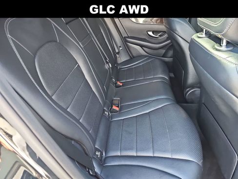 Used 2017 Mercedes-Benz GLC 300 4MATIC image 17