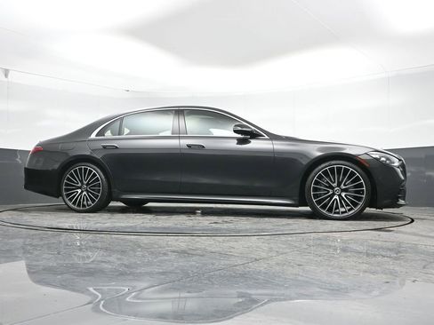 Used 2022 Mercedes-Benz S 580 4MATIC Sedan image 39