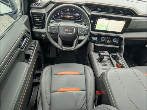Used 2026 GMC Sierra 1500 AT4 w/ AT4 Premium Package AWD/4WD image 8