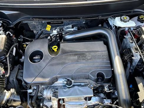 Certified 2024 GMC Terrain Denali w/ Black Diamond Edition image 32