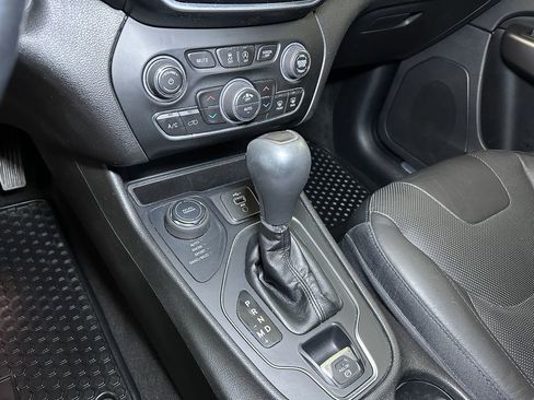 Certified 2021 Jeep Cherokee High Altitude image 44