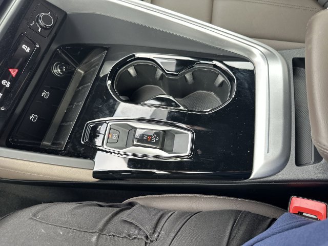 Used 2025 Audi Q5 Premium Plus w/ Premium Plus AWD/4WD image 29
