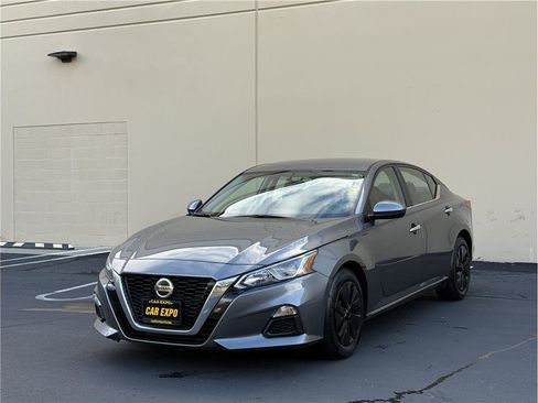 Used 2020 Nissan Altima 2.5 S image 3