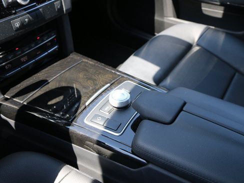 Used 2011 Mercedes-Benz E 350 Sedan image 26