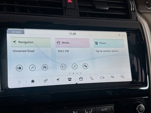 Used 2019 Land Rover Discovery HSE image 21