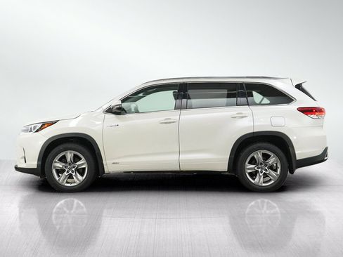 Used 2017 Toyota Highlander Limited AWD/4WD image 2