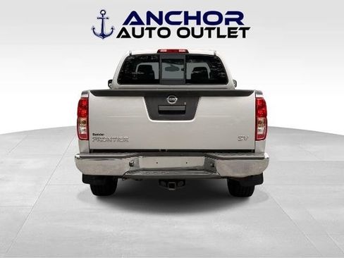 Used 2013 Nissan Frontier SV RWD image 7