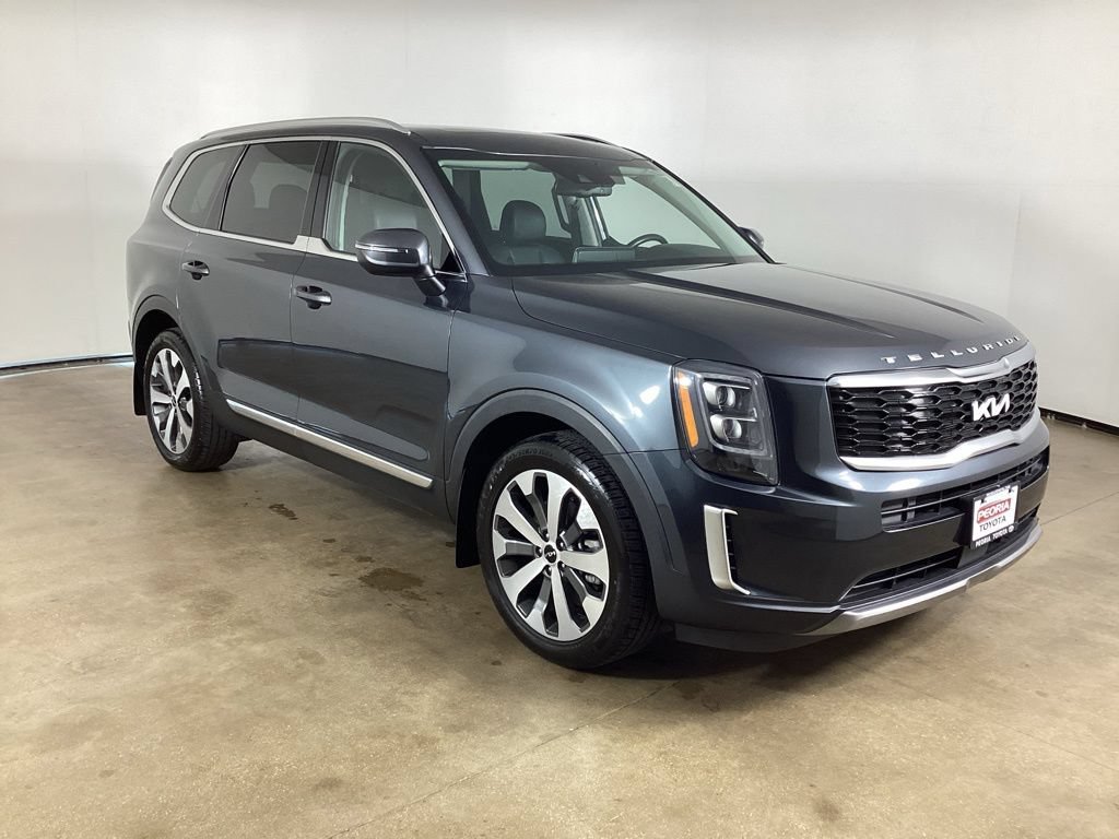 Used 2022 Kia Telluride EX w/ EX Premium Package AWD/4WD image 3