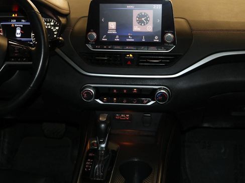 Used 2019 Nissan Altima 2.5 SR image 22