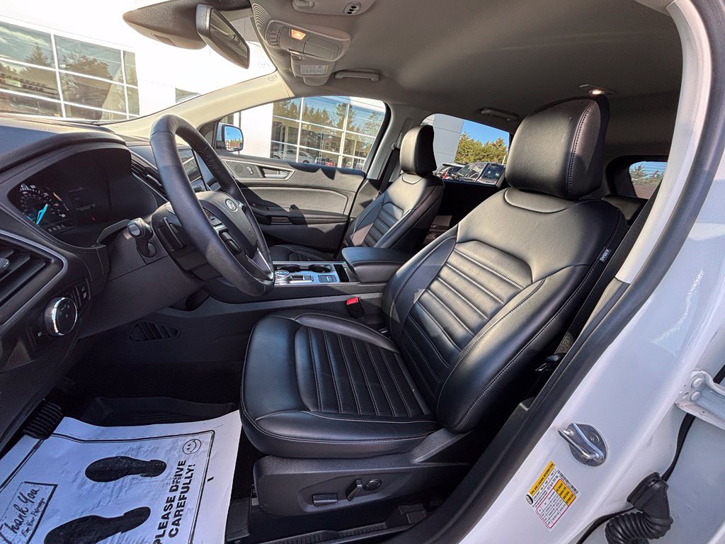 Used 2024 Ford Edge SEL w/ Convenience Package AWD/4WD image 11
