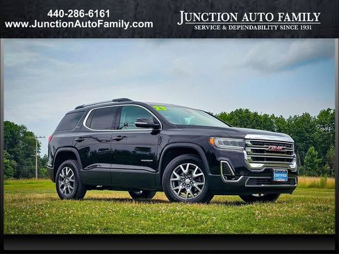 Certified 2023 GMC Acadia SLT w/ Preferred Package image 1