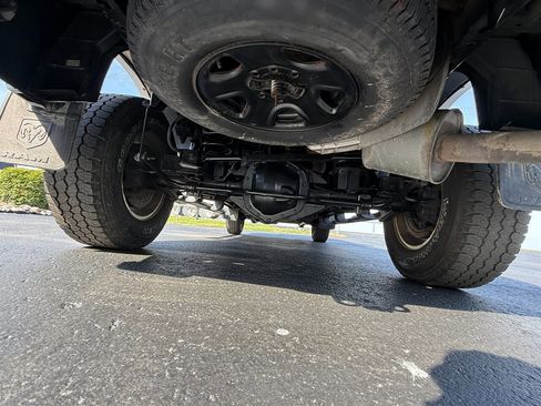 Used 2018 RAM 2500 Big Horn w/ Harvest Edition image 34