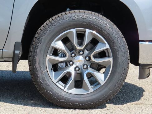 New 2026 Chevrolet Silverado 1500 LT w/ All Star Edition Plus AWD/4WD image 17