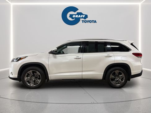 Used 2018 Toyota Highlander Limited Platinum AWD/4WD image 3