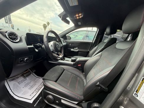 Used 2022 Mercedes-Benz GLA 250 4MATIC image 6