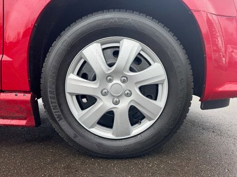 Used 2014 Dodge Grand Caravan SE image 13