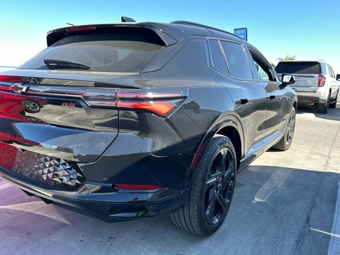 Used 2024 Chevrolet Equinox EV RS image 6