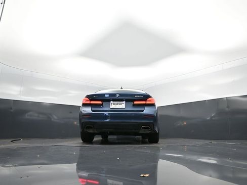 Used 2023 BMW 530e xDrive w/ Convenience Package image 41