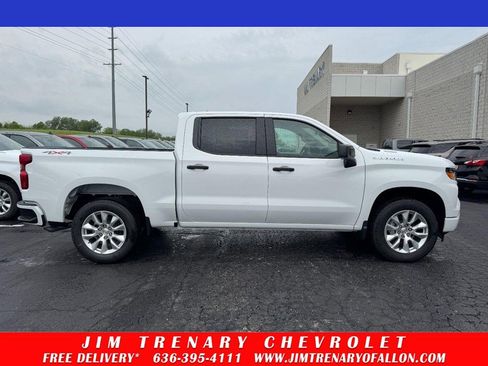 New 2026 Chevrolet Silverado 1500 Custom AWD/4WD image 1