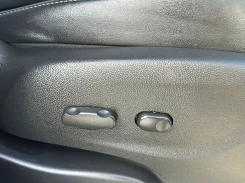 Used 2014 Buick Encore Premium image 29