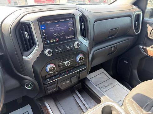 Used 2020 GMC Sierra 2500 Denali w/ Denali Ultimate Package AWD/4WD image 27