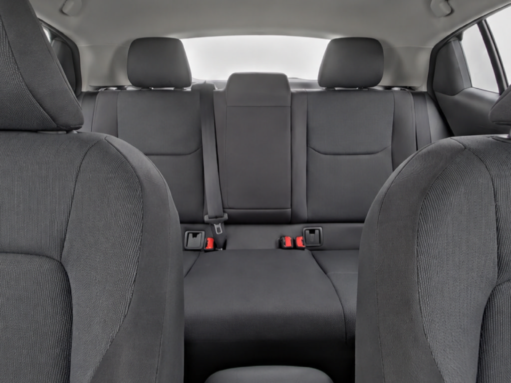 Certified 2024 Toyota Prius LE FWD image 18