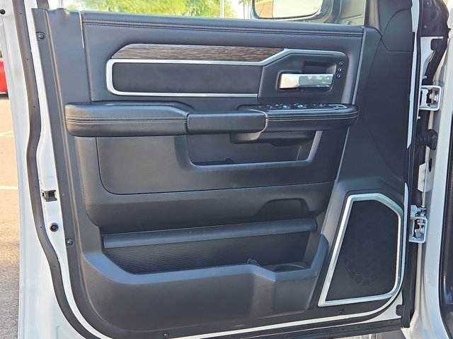 Used 2020 RAM 2500 Laramie AWD/4WD image 9