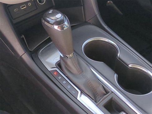 Used 2019 Chevrolet Equinox LS image 15