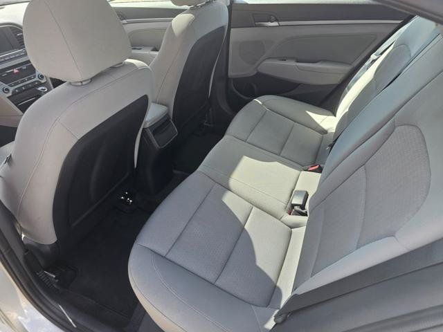 Used 2018 Hyundai Elantra Value Edition FWD image 8