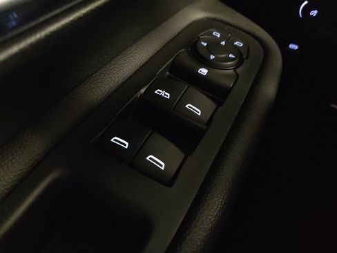 Used 2022 GMC Terrain SLE AWD/4WD image 27