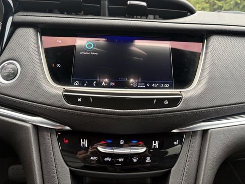 Certified 2024 Cadillac XT5 Premium Luxury w/ LPO, Floor Liner Package image 34