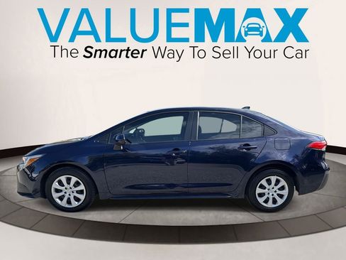 Used 2024 Toyota Corolla LE image 7