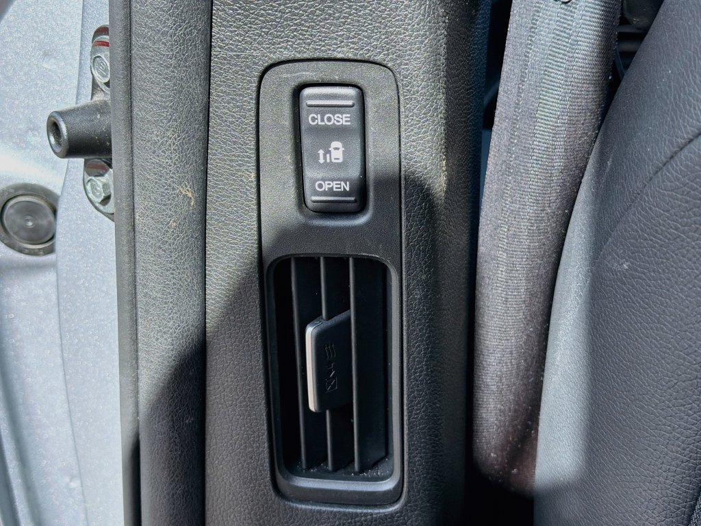 Used 2025 Honda Odyssey EX-L image 26
