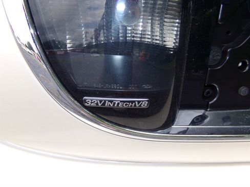 Used 2001 Lincoln Continental image 21