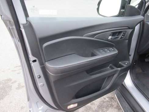 Used 2023 Honda Ridgeline RTL-E image 15